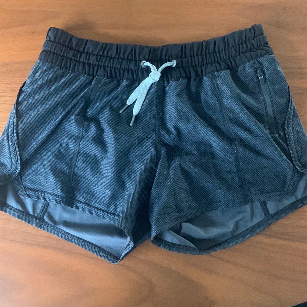 Vuori Clementine Short 4"